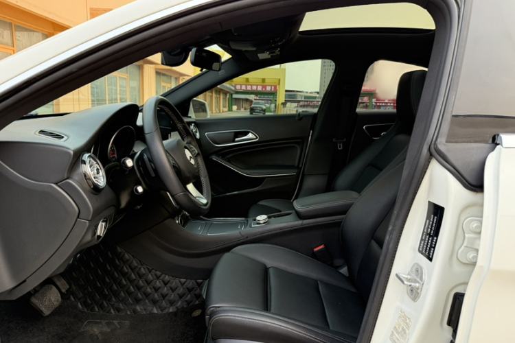 Used Mercedes-Benz CLA 2016 Facelifted CLA 200 Stylish Edition