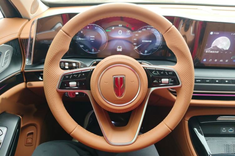 Used Hongqi H9 2025 Model Facelifted 2.0T Two-Wheel Drive Flag-Style Luxury Business Edition, 5 Seats