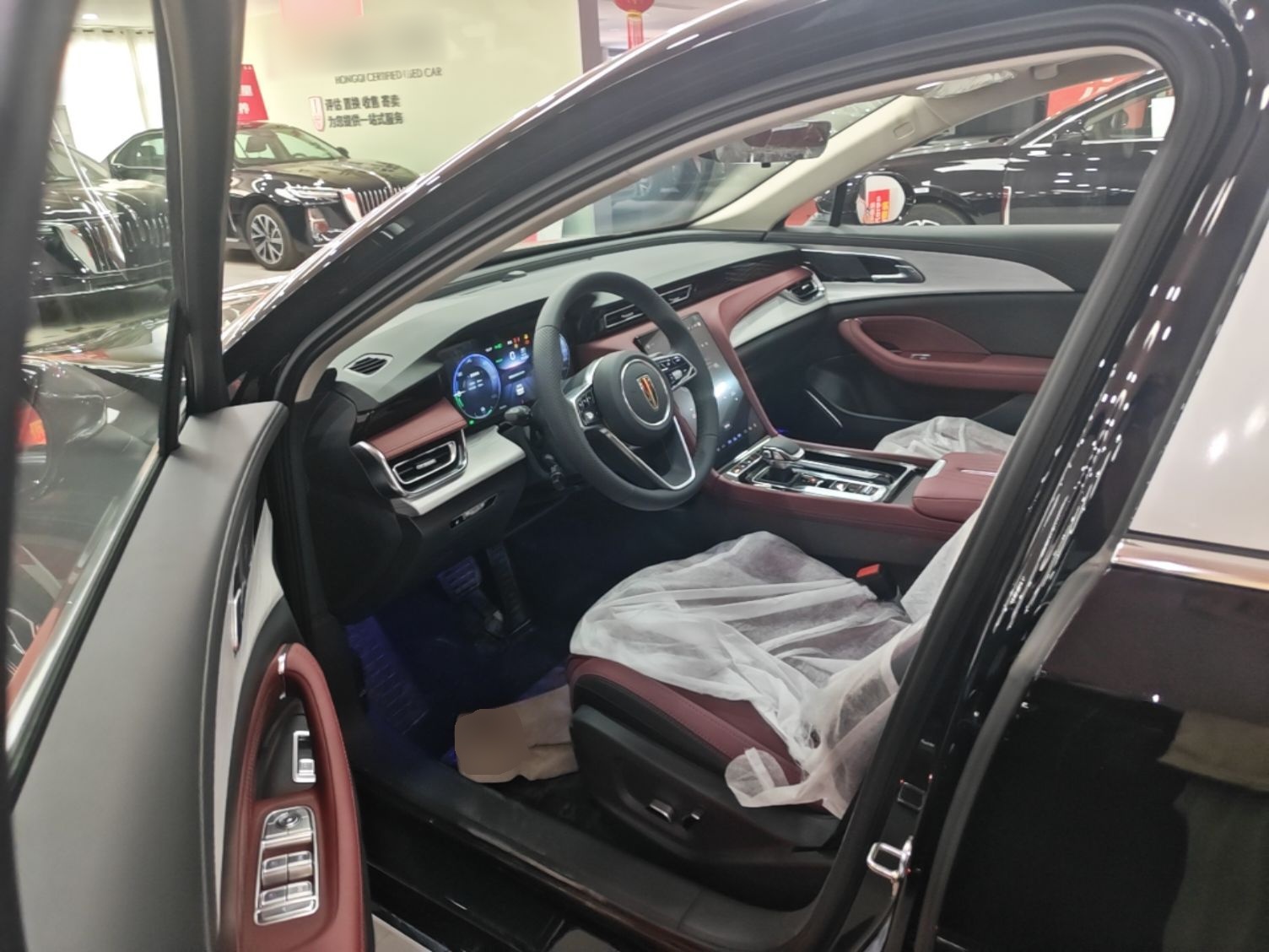 Hongqi H5 PHEV 2025 130 Super Hybrid Version — снимка 20