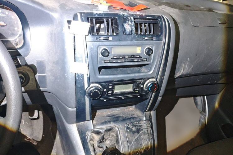 Used Jinbei Express 2017 2.0L Standard Version V19
