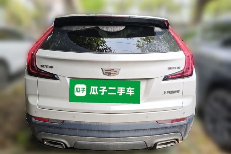 Used Cadillac XT4 2018 28T Two-Wheel-Drive Luxury Model Rear