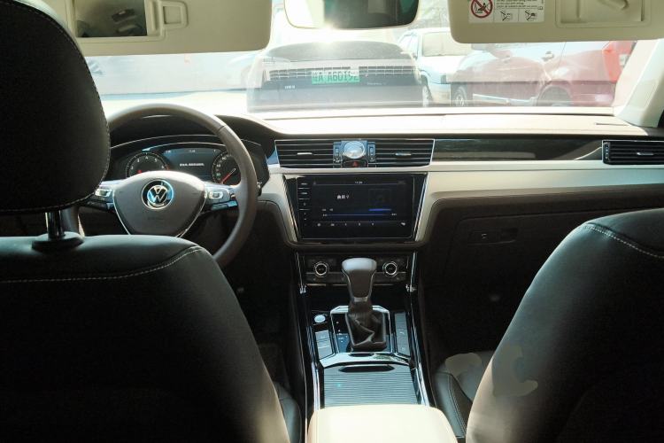 Used Volkswagen Phideon 2021 380TSI Luxury Edition