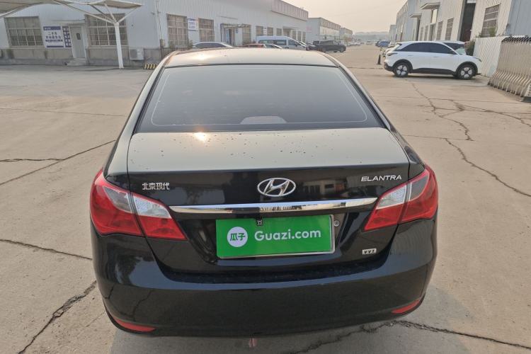 Used Hyundai Celesta 2015 1.6L Manual Comfort Model
