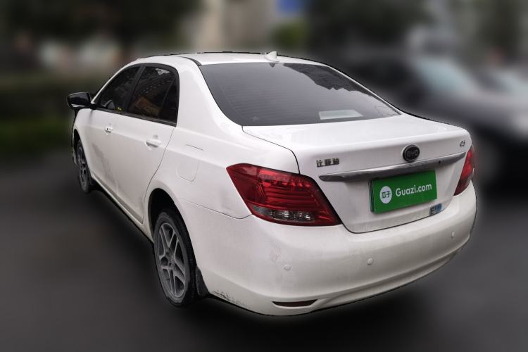 Used BYD e5 2017 300 Prestige Edition

