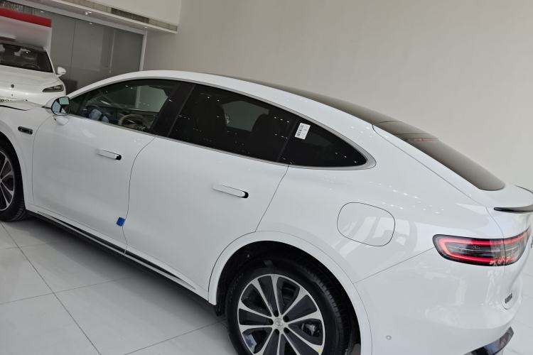 Used Hima Luxeed R7 2026 Model Range-Extending Max
