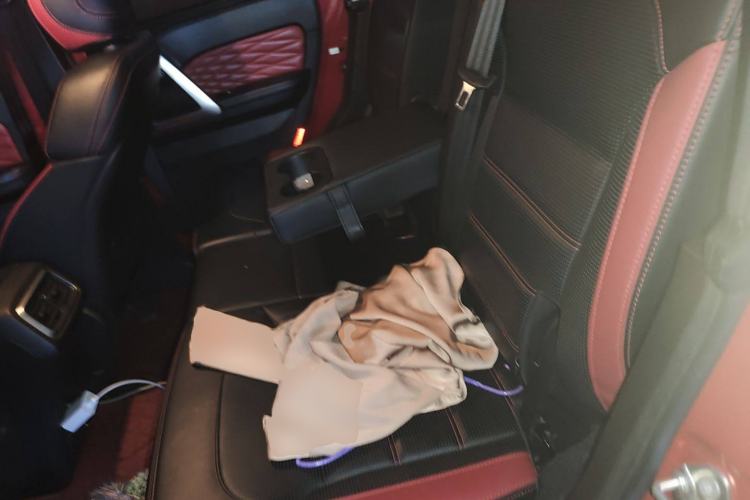 Used BAIC Off-Road BJ40 2018 2.3T Automatic Four-Wheel Drive Ring of the Tower Champion Edition China V Emission Standard