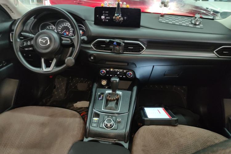 Used Mazda CX-5 2024 2.0L Automatic Two-Wheel Drive Comfort Version Center Console