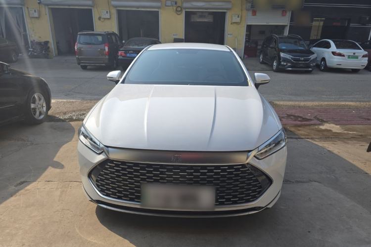 Used BYD Qin PLUS 2024 HONOR Edition DM-i 55KM Leading Model
