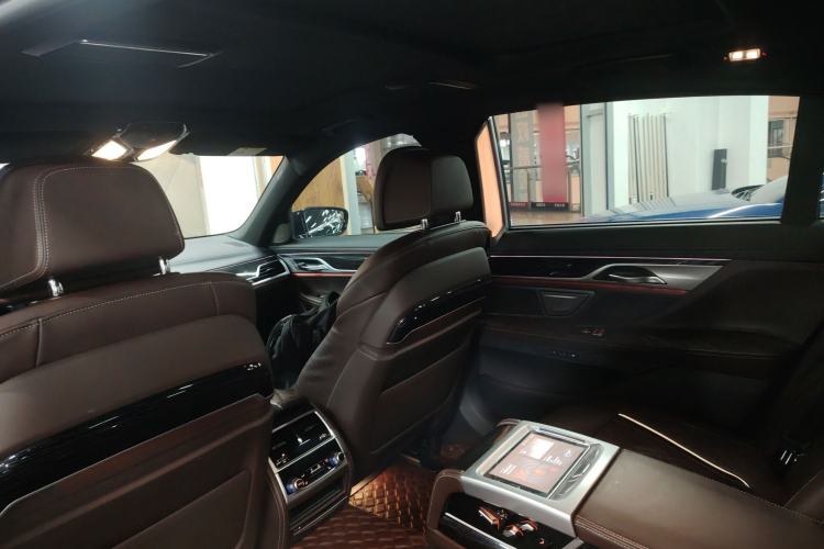 Used BMW 7 Series 2021 740Li Leading Model M Sport Package