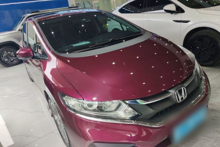 Used Honda Jade 2017 1.8L automatic Comfort version 5 seats