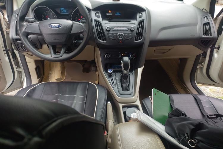 Used Ford Focus 2015 Sedan 1.6L Automatic Comfort Model
