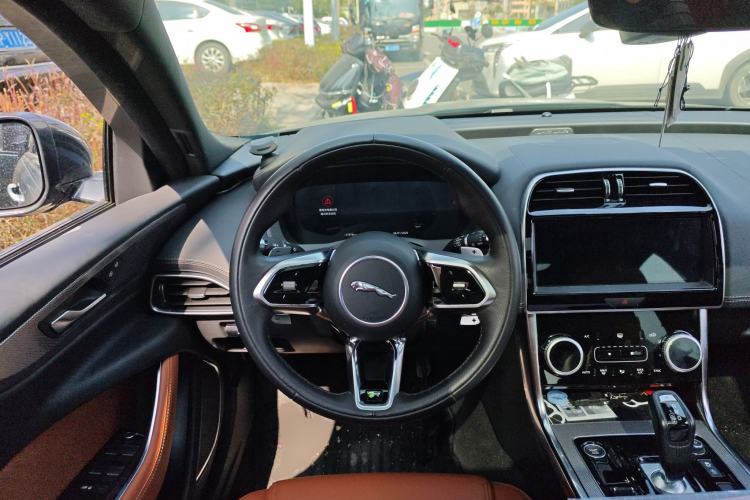 Used Jaguar XEL 2021 2.0T 250 PS S Progressive Elegance Edition
