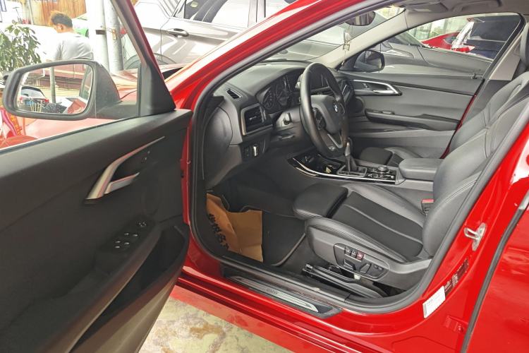 Used BMW 1 Series 2017 118i Sport Edition Driver Seat