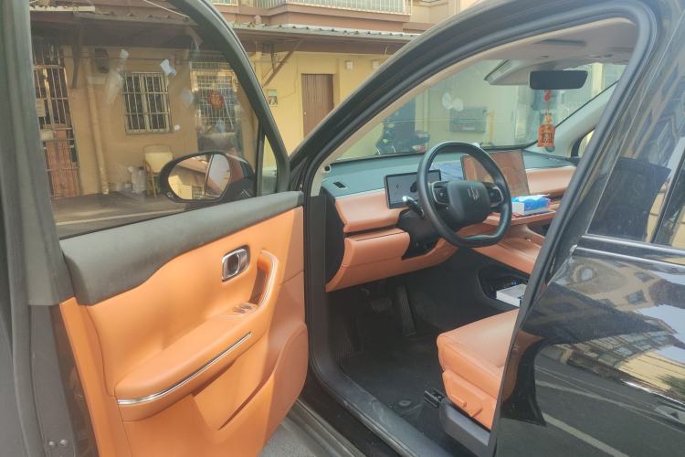 Used Leapmotor C16 2024 Range-Extended 200 Luxury Edition Driver Seat