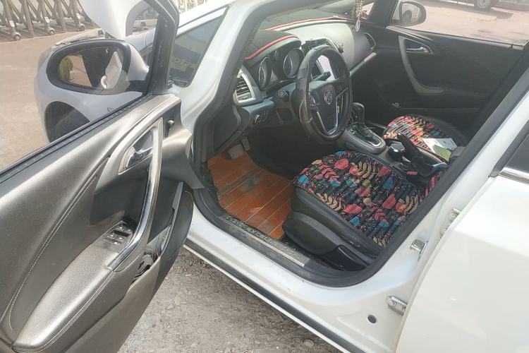 Used Buick GT 2014 XT 1.6L Automatic Fashion Edition