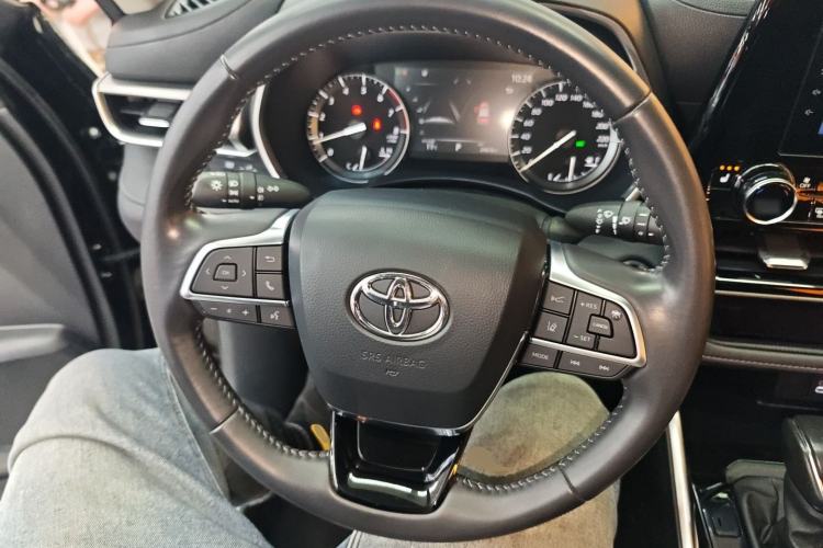 Used Toyota Highlander 2022 380T 4x4 Luxury Edition 7 Seats