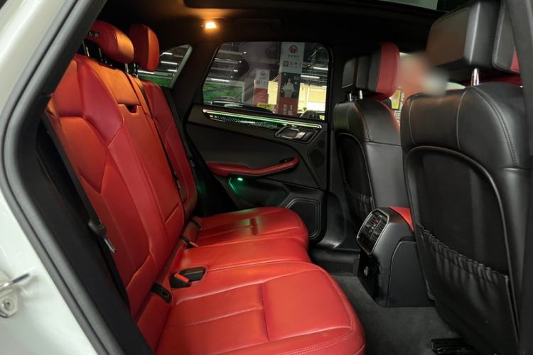 Used Porsche Macan 2018 Macan 2.0T Interior 8