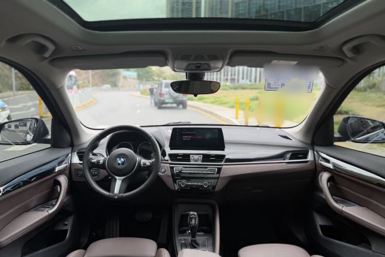 Used BMW X1 2020 sDrive25Li Leading Model Interior 1