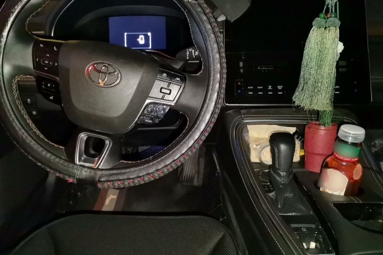 Used Toyota Avalon 2024 Dual-Motor 2.0L Premium Edition