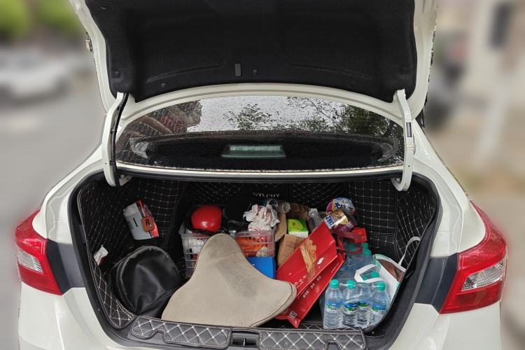 Used Nissan Sylphy 2022 Classic 1.6XL CVT Luxury Edition Trunk