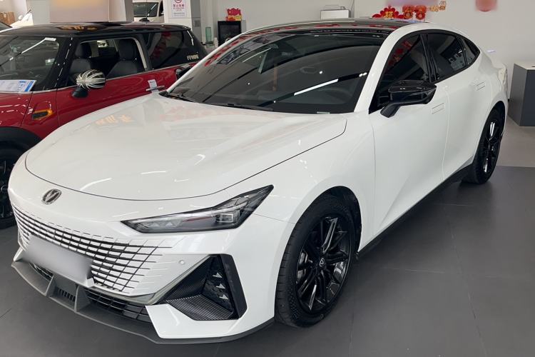 Used CHANGAN UNI-V 2024 1.5T High-Energy Version