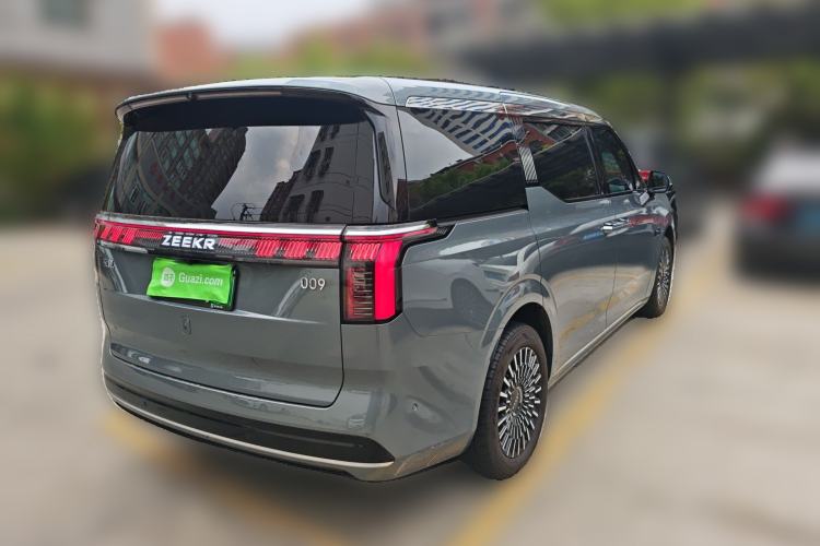 Used Zeekr 009 2024 7-Seater Walk-Through Version Four-Wheel Drive 108 kWh
