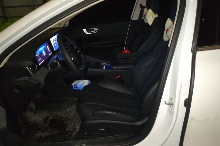 Used Roewe D7 2025 DMH 125km World Champion Excellence Edition
