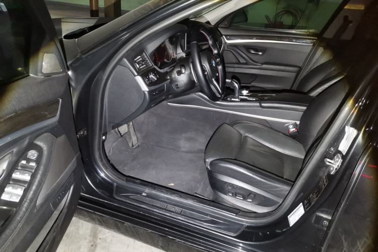 Used BMW 5 Series 2012 535Li Executive Edition Driver Seat