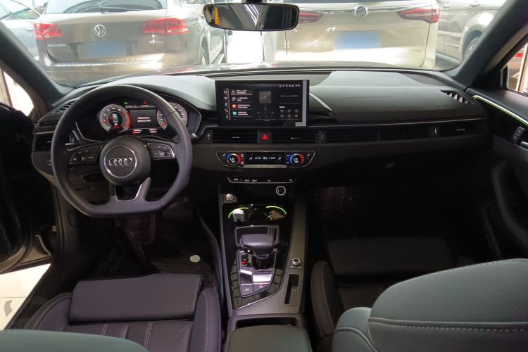 Used Audi A4L 2023 40 TFSI Luxury Dynamic Model