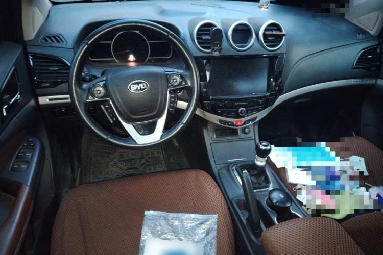 Used BYD S7 2015 1.5T Upgraded Manual Luxury Model
