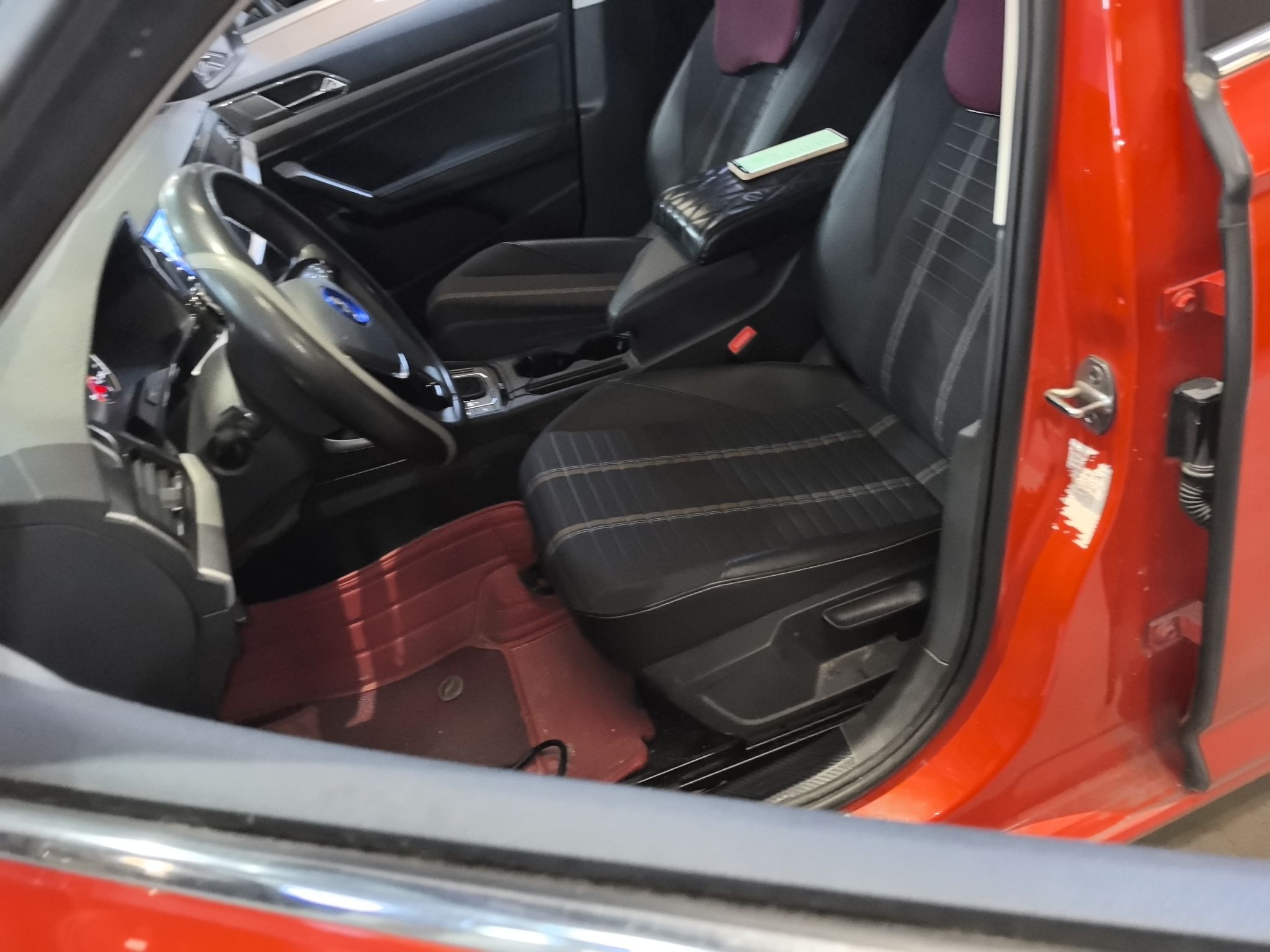 Interior delantero