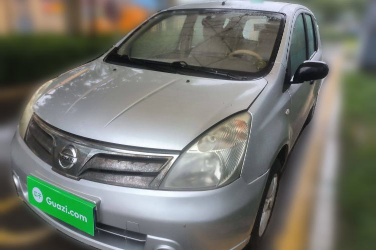 Used Nissan Livina 2010 Jingyue Edition 1.6L Automatic All-in-One Model