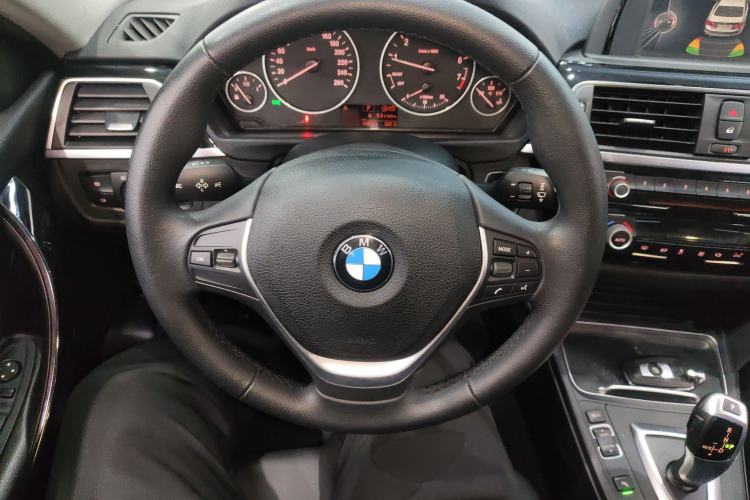 Used BMW 3 Series 2016 316Li Fashion Model Steering Wheel