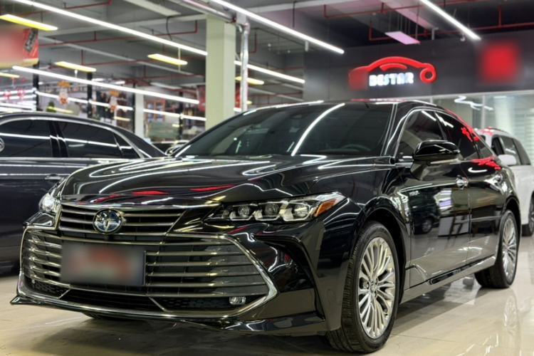 Used Toyota Avalon 2019 Dual-Engine 2.5L XLE Prestige Version China VI Standard