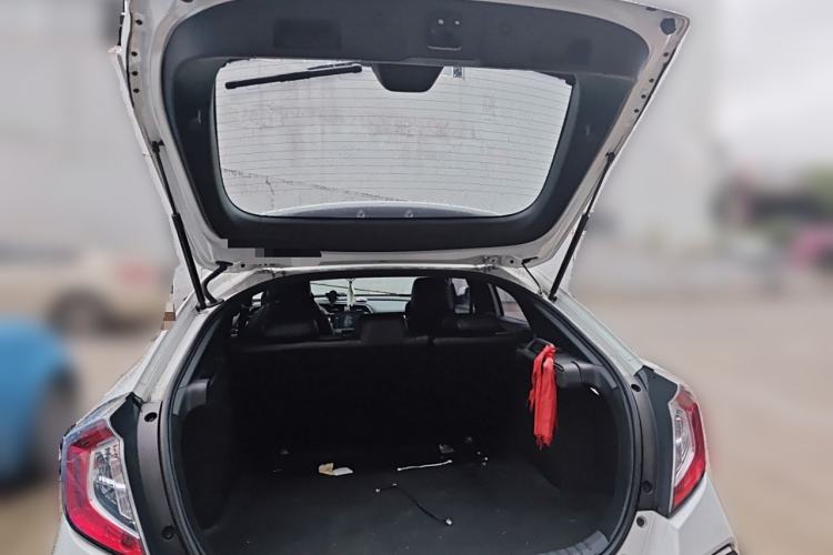 Used Honda Civic 2021 HATCHBACK 220TURBO CVT New Trendsetter Trunk