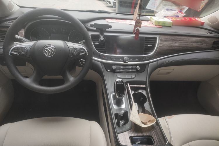 Used Buick LaCrosse 2020 652T Elite Edition Center Console