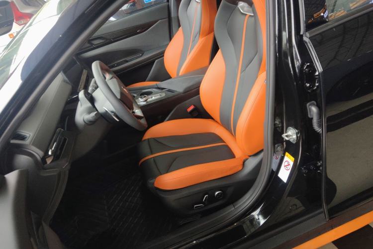 Used Changan UNI-V 2024 1.5T Prestige Sport Edition