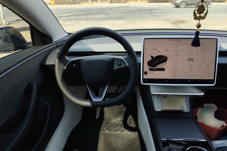 Used Tesla Model 3 2025 Rear-Wheel-Drive Version Steering Wheel
