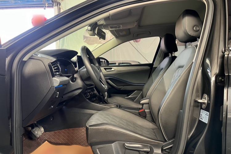 Used Volkswagen Sagitar 2023 300TSI DSG Excellence Edition Interior 1