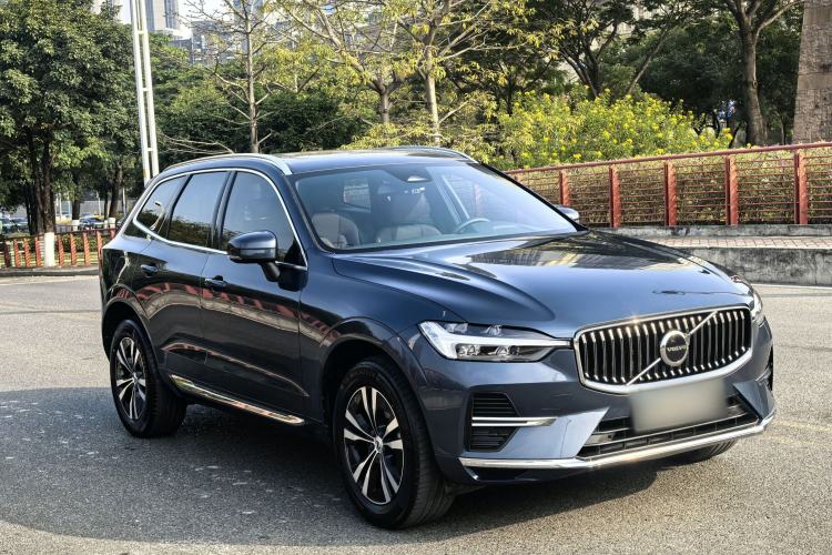 Used Volvo XC60 2023 B5 4x4 Smart Luxury Edition