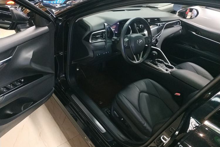 Used Toyota Camry 2021 2.0G Luxury Edition