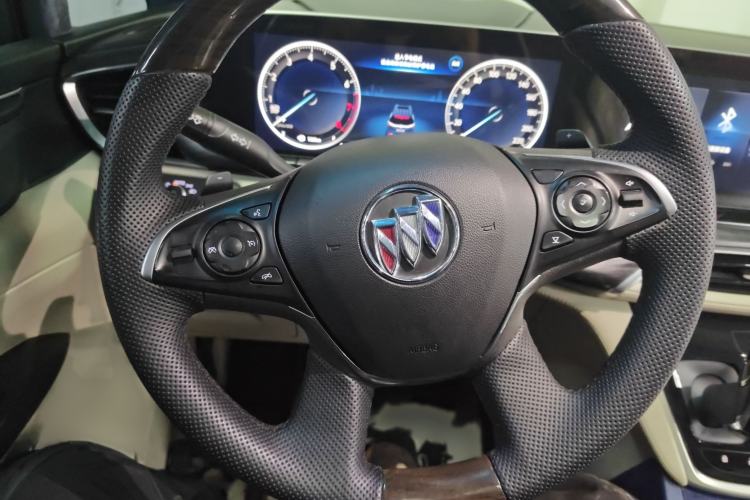 Used Buick GL8 2021 ES Landtrek 653T Comfort Edition
