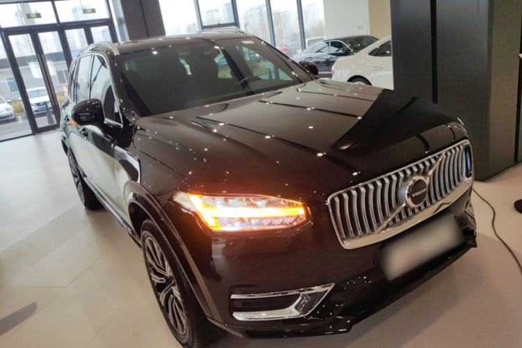 Used Volvo XC90 2024 B5 SmartDrive Luxury Edition 5 Seats