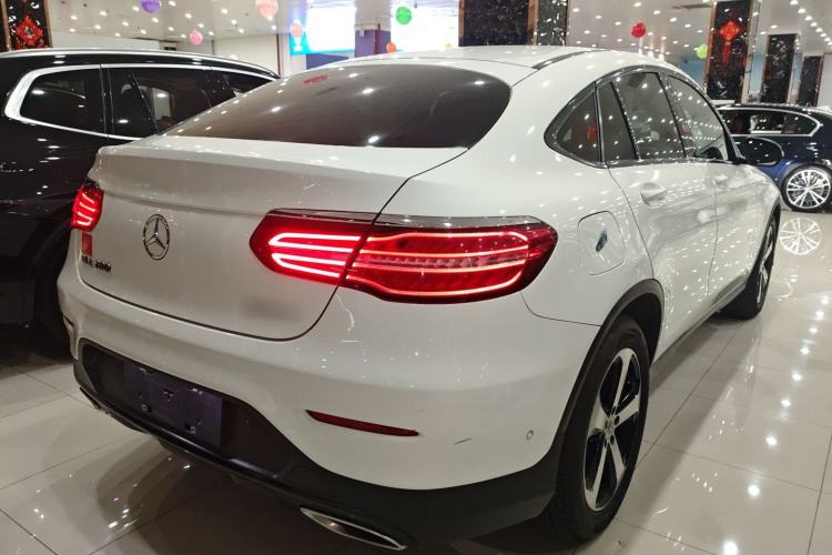 Used Mercedes-Benz GLC Coupe 2017 GLC 200 4MATIC Coupe SUV