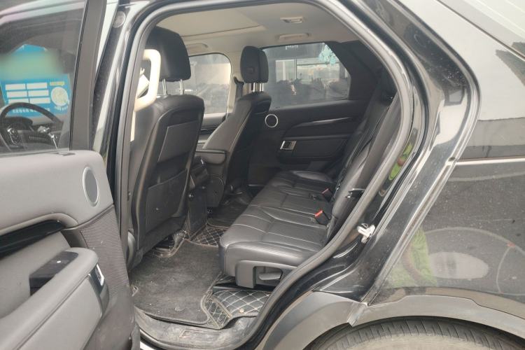 Used Land Rover Discovery 2018 3.0 SC V6 SE Left Rear Seat