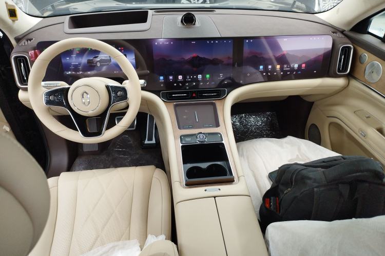 Used Hima AITO M9 2024 Range-Extended Ultra Version 42 kWh 6-Seater Model
