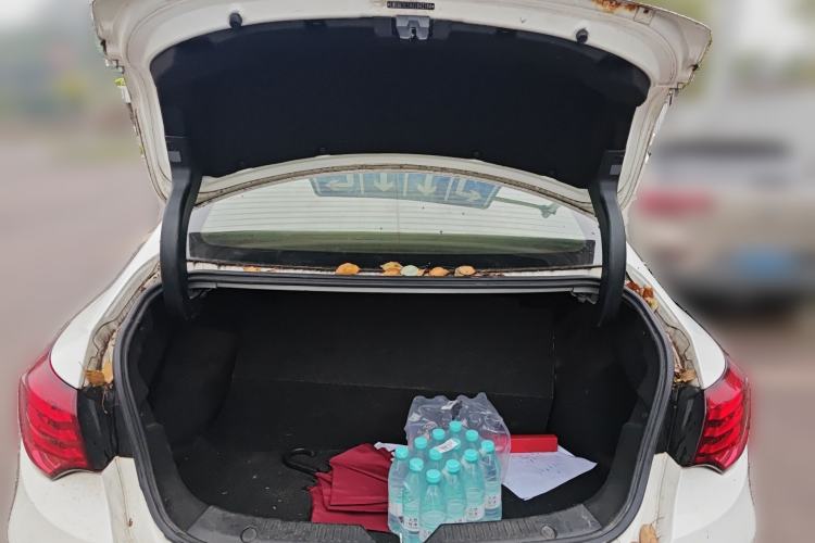 Used GAC Trumpchi GA6 2016 235T DCT Elite Edition Trunk