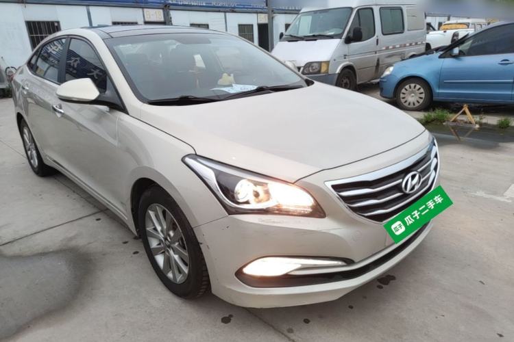 Used Hyundai Mistra 2014 1.8L Automatic Smart GLS Front Right 45 Deg
