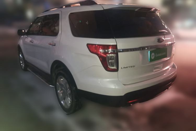 Used Ford Explorer 2013 3.5L Deluxe Model
