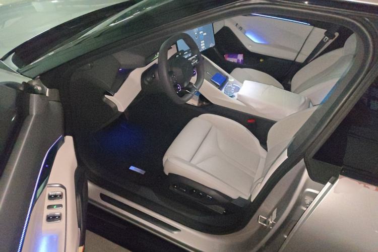 Used XPeng P7 2025 Model—702 Long Range Ultra